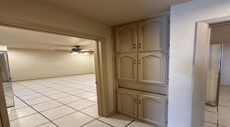 4902 Marcella Ave, Laredo, Texas 78041, 2 Bedrooms Bedrooms, 4 Rooms Rooms,1 BathroomBathrooms,Residential,For Sale,4902 Marcella Ave,20262129