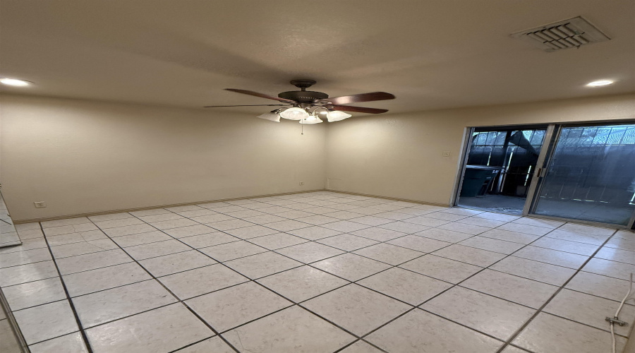 4902 Marcella Ave, Laredo, Texas 78041, 2 Bedrooms Bedrooms, 4 Rooms Rooms,1 BathroomBathrooms,Residential,For Sale,4902 Marcella Ave,20262129