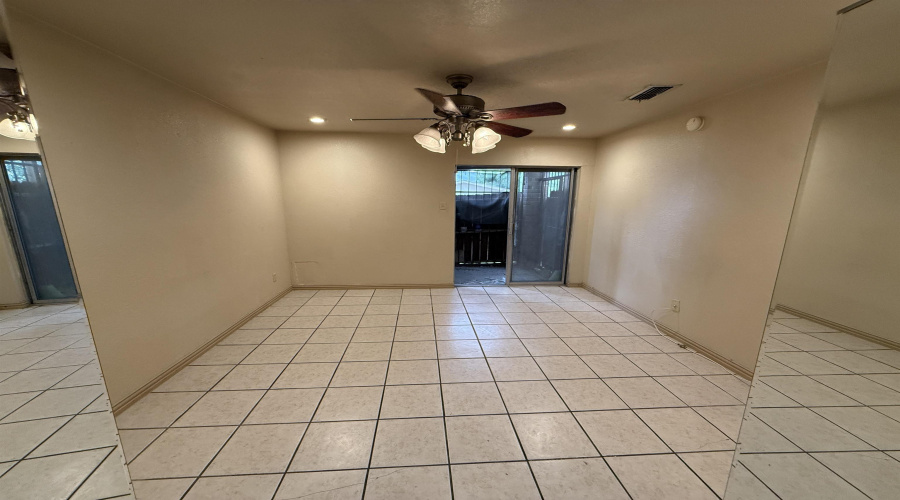 4902 Marcella Ave, Laredo, Texas 78041, 2 Bedrooms Bedrooms, 4 Rooms Rooms,1 BathroomBathrooms,Residential,For Sale,4902 Marcella Ave,20262129