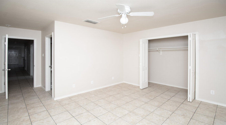 3115 Guerrero St, Laredo, Texas 78043, 2 Bedrooms Bedrooms, 3 Rooms Rooms,2 BathroomsBathrooms,Residential,For Rent,3115 Guerrero St,20261358
