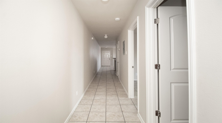 3115 Guerrero St, Laredo, Texas 78043, 2 Bedrooms Bedrooms, 3 Rooms Rooms,2 BathroomsBathrooms,Residential,For Rent,3115 Guerrero St,20261358