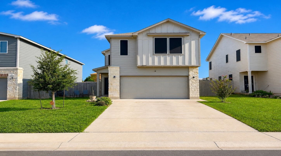 4207 Helena Dr., Laredo, Texas 78046, 4 Bedrooms Bedrooms, 5 Rooms Rooms,2 BathroomsBathrooms,Residential,For Sale,4207 Helena Dr.,20262132
