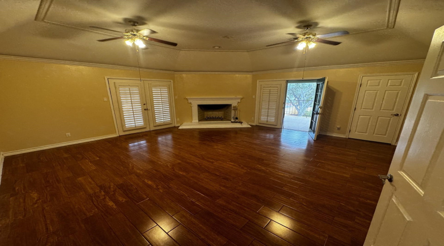 1307 Wingfoot Lp, Laredo, Texas 78045, 4 Bedrooms Bedrooms, 8 Rooms Rooms,3 BathroomsBathrooms,Residential,For Sale,1307 Wingfoot Lp,20262136
