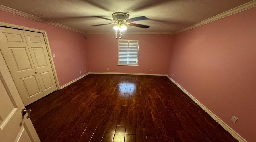 1307 Wingfoot Lp, Laredo, Texas 78045, 4 Bedrooms Bedrooms, 8 Rooms Rooms,3 BathroomsBathrooms,Residential,For Sale,1307 Wingfoot Lp,20262136