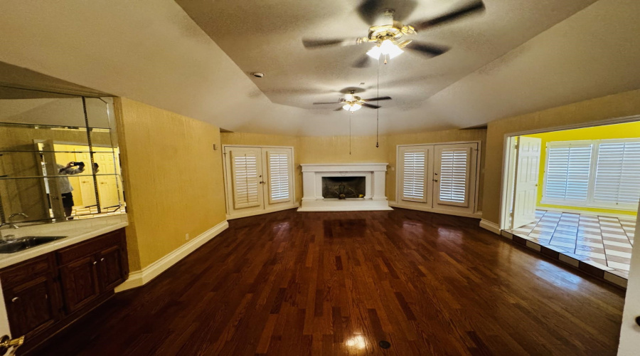 1307 Wingfoot Lp, Laredo, Texas 78045, 4 Bedrooms Bedrooms, 8 Rooms Rooms,3 BathroomsBathrooms,Residential,For Sale,1307 Wingfoot Lp,20262136
