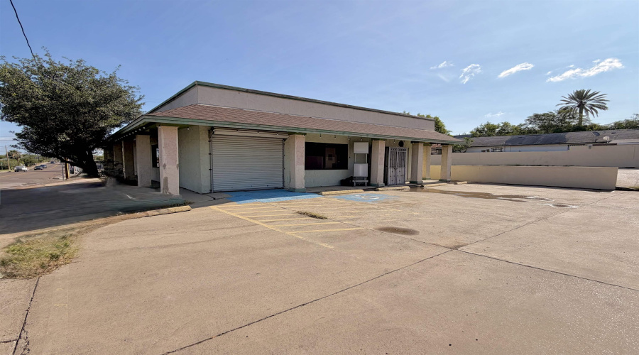 401 Stewart St, Laredo, Texas 78040, ,2 BathroomsBathrooms,Commercial retail/office,For Rent,401 Stewart St,20262138