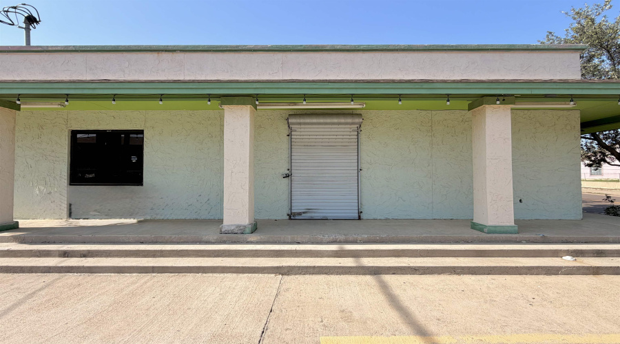 401 Stewart St, Laredo, Texas 78040, ,2 BathroomsBathrooms,Commercial retail/office,For Rent,401 Stewart St,20262138