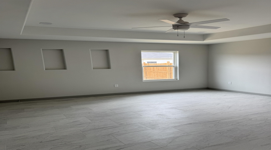 1432 El Caporal Dr., Laredo, Texas 78043, 3 Bedrooms Bedrooms, 5 Rooms Rooms,2 BathroomsBathrooms,Residential,For Rent,1432 El Caporal Dr.,20262140