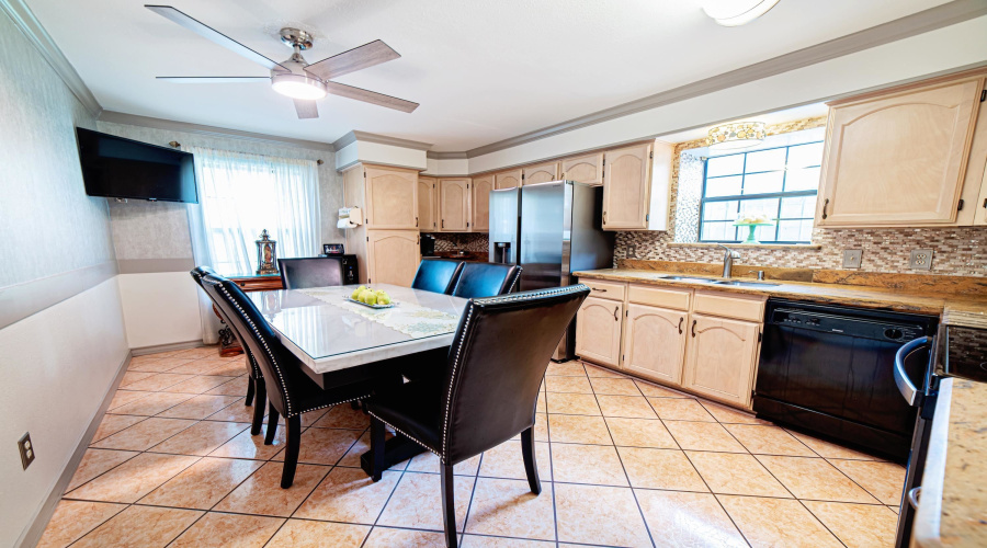 8707 Puerto Vallarta, Laredo, Texas 78045, 3 Bedrooms Bedrooms, 7 Rooms Rooms,2 BathroomsBathrooms,Residential,For Sale,8707 Puerto Vallarta,20262141