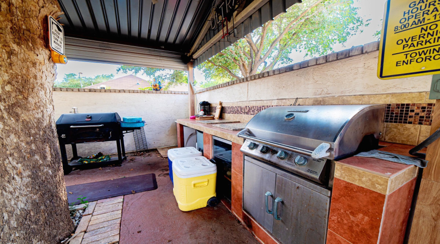 8707 Puerto Vallarta, Laredo, Texas 78045, 3 Bedrooms Bedrooms, 7 Rooms Rooms,2 BathroomsBathrooms,Residential,For Sale,8707 Puerto Vallarta,20262141