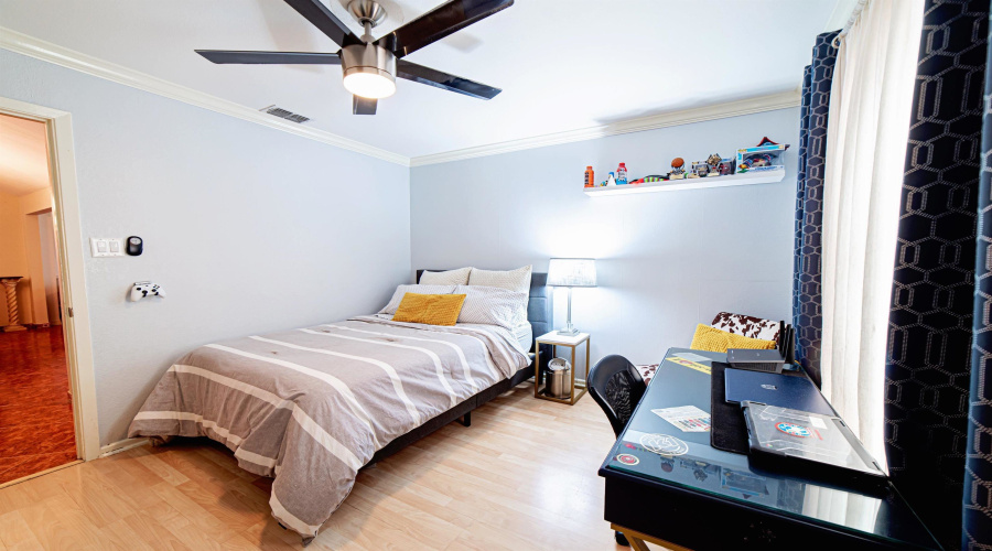 8707 Puerto Vallarta, Laredo, Texas 78045, 3 Bedrooms Bedrooms, 7 Rooms Rooms,2 BathroomsBathrooms,Residential,For Sale,8707 Puerto Vallarta,20262141