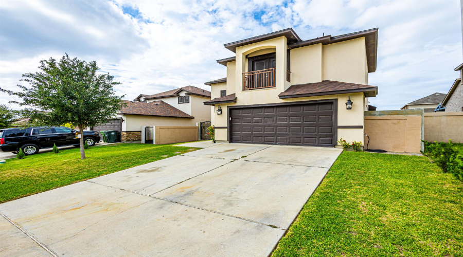 5520 Stallion Ln., LAREDO, Texas 78046, 4 Bedrooms Bedrooms, 5 Rooms Rooms,2 BathroomsBathrooms,Residential,For Rent,5520 Stallion Ln.,20262146