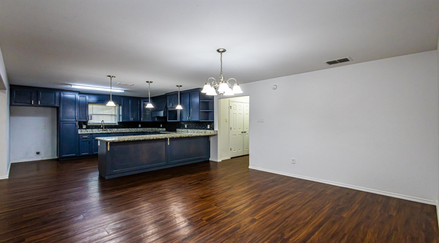 5520 Stallion Ln., LAREDO, Texas 78046, 4 Bedrooms Bedrooms, 5 Rooms Rooms,2 BathroomsBathrooms,Residential,For Rent,5520 Stallion Ln.,20262146