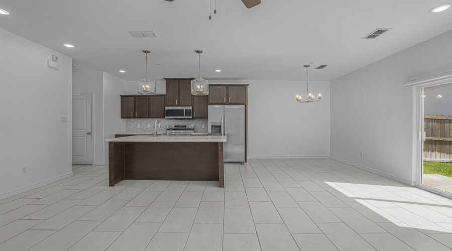 9916 Bijan Dr., LAREDO, Texas 78045, 3 Bedrooms Bedrooms, 6 Rooms Rooms,2 BathroomsBathrooms,Residential,For Rent,9916 Bijan Dr.,20262148