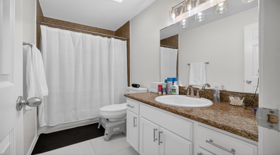 317 Kahlo Lp, Laredo, Texas 78045, 4 Bedrooms Bedrooms, 6 Rooms Rooms,2 BathroomsBathrooms,Residential,For Sale,317 Kahlo Lp,20262150