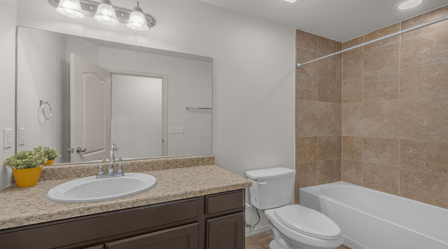 1601 Ann Harbor St, Laredo, Texas 77804-5, 4 Bedrooms Bedrooms, 7 Rooms Rooms,2 BathroomsBathrooms,Residential,For Sale,1601 Ann Harbor St,20262154