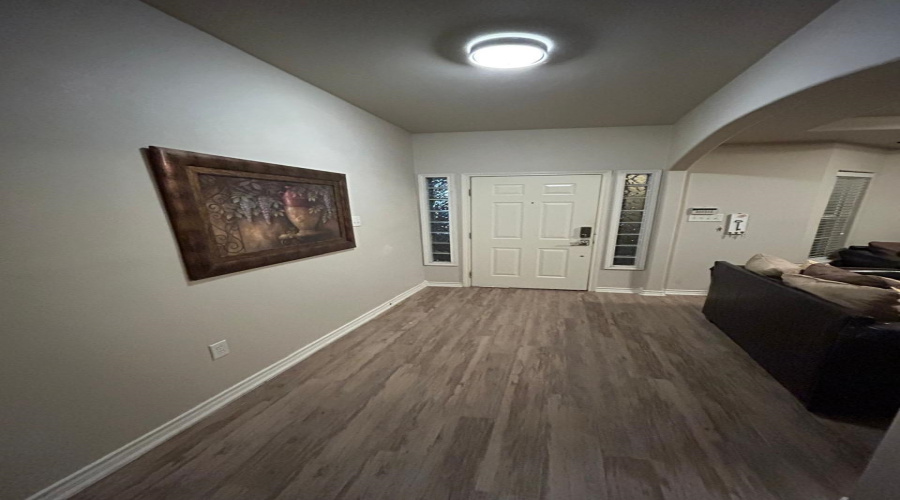 8416 Springfield Ave, Laredo, Texas 78045, 3 Bedrooms Bedrooms, 4 Rooms Rooms,2 BathroomsBathrooms,Residential,For Rent,8416 Springfield Ave,20262156