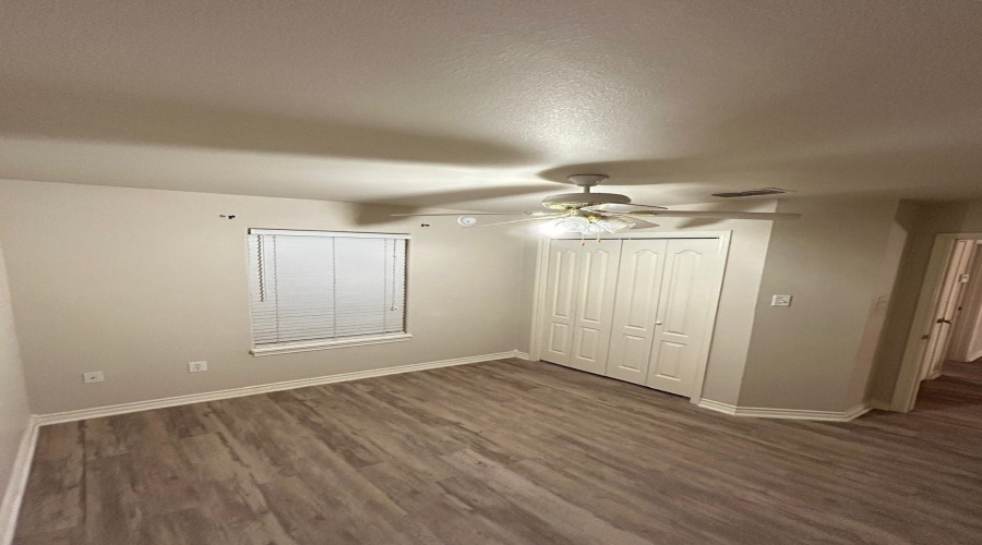 8416 Springfield Ave, Laredo, Texas 78045, 3 Bedrooms Bedrooms, 4 Rooms Rooms,2 BathroomsBathrooms,Residential,For Rent,8416 Springfield Ave,20262156