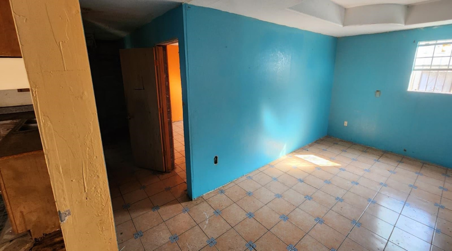 902 Laredo Ave, Zapata, Texas 78076, 4 Bedrooms Bedrooms, 6 Rooms Rooms,2 BathroomsBathrooms,Residential,For Sale,902 Laredo Ave,20262157