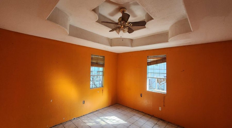 902 Laredo Ave, Zapata, Texas 78076, 4 Bedrooms Bedrooms, 6 Rooms Rooms,2 BathroomsBathrooms,Residential,For Sale,902 Laredo Ave,20262157