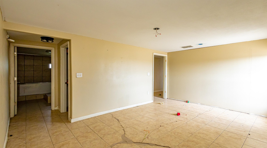 141 Los Fresnos Rd., LAREDO, Texas 78043, ,Land,For Sale,141 Los Fresnos Rd.,20262162