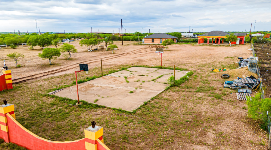 141 Los Fresnos Rd., LAREDO, Texas 78043, ,Land,For Sale,141 Los Fresnos Rd.,20262162