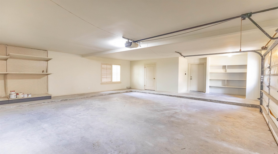 109 Devonshire Ct, Laredo, Texas 78041, 6 Bedrooms Bedrooms, 10 Rooms Rooms,4 BathroomsBathrooms,Residential,For Sale,109 Devonshire Ct,20262163