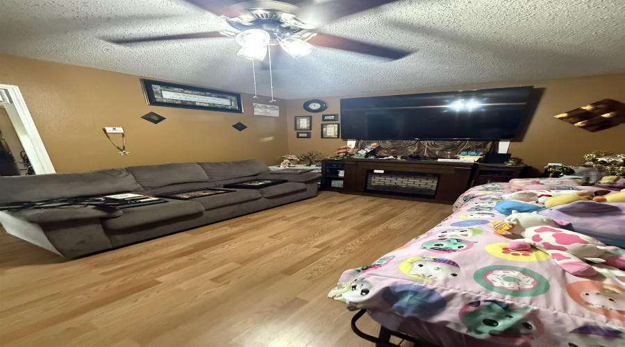 111 E Gustavus St, LAREDO, Texas 78040, 2 Bedrooms Bedrooms, 3 Rooms Rooms,1 BathroomBathrooms,Residential,For Sale,111 E Gustavus St,20262164