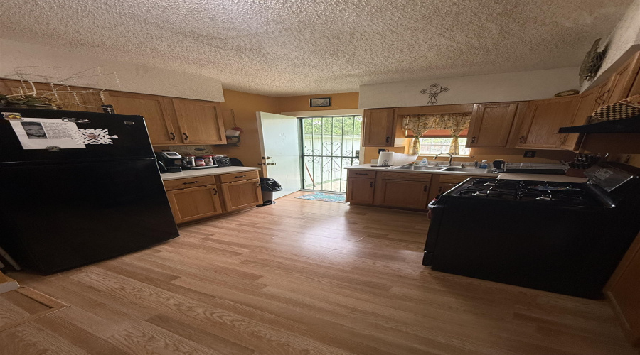 111 E Gustavus St, LAREDO, Texas 78040, 2 Bedrooms Bedrooms, 3 Rooms Rooms,1 BathroomBathrooms,Residential,For Sale,111 E Gustavus St,20262164