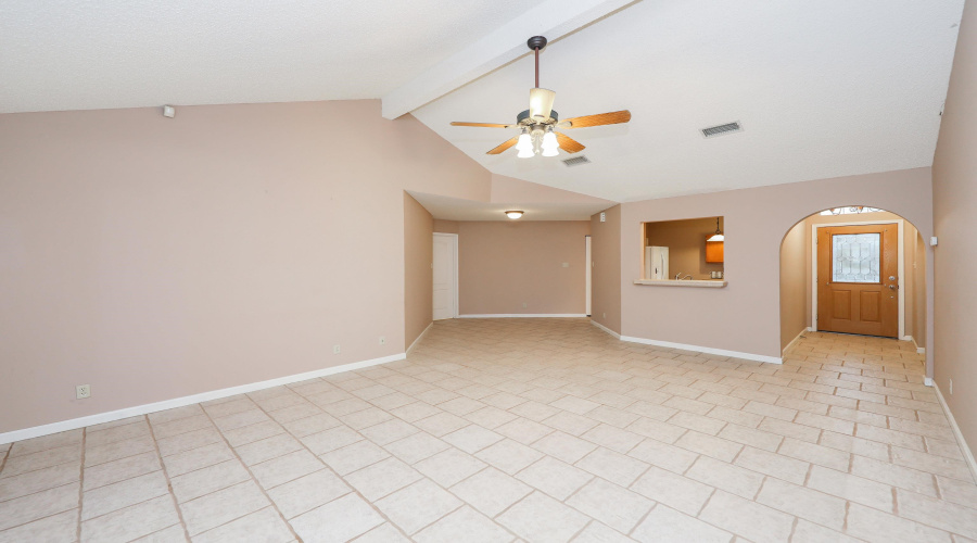 423 St Croix Dr, Laredo, Texas 78045, 3 Bedrooms Bedrooms, 4 Rooms Rooms,2 BathroomsBathrooms,Residential,For Sale,423 St Croix Dr,20262169