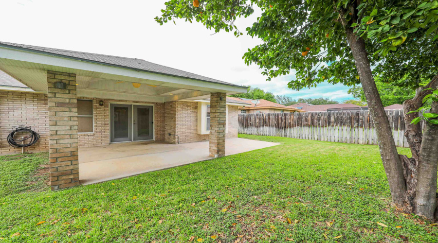 423 St Croix Dr, Laredo, Texas 78045, 3 Bedrooms Bedrooms, 4 Rooms Rooms,2 BathroomsBathrooms,Residential,For Sale,423 St Croix Dr,20262169