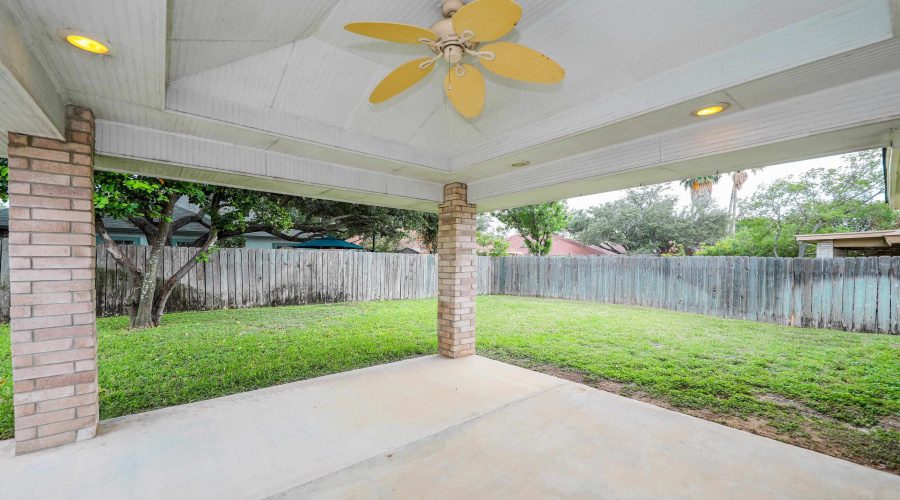 423 St Croix Dr, Laredo, Texas 78045, 3 Bedrooms Bedrooms, 4 Rooms Rooms,2 BathroomsBathrooms,Residential,For Sale,423 St Croix Dr,20262169