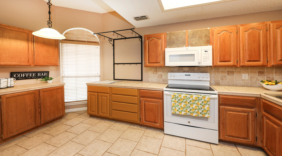 423 St Croix Dr, Laredo, Texas 78045, 3 Bedrooms Bedrooms, 4 Rooms Rooms,2 BathroomsBathrooms,Residential,For Sale,423 St Croix Dr,20262169