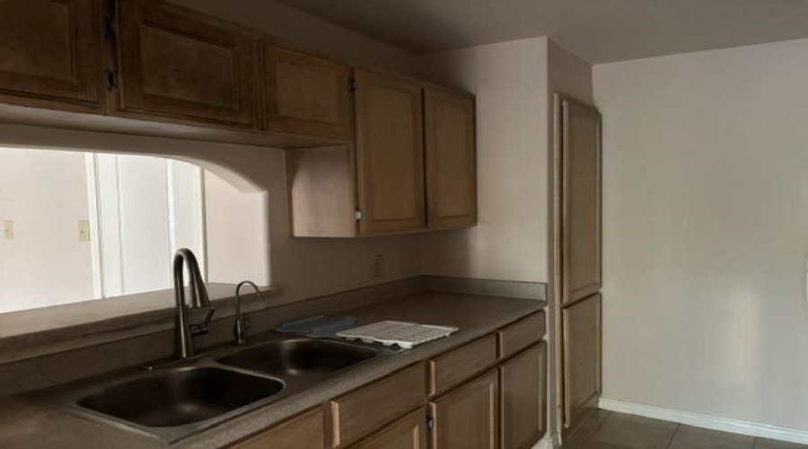 1752 Tiara Trl, Laredo, Texas 78045-0000, 3 Bedrooms Bedrooms, 5 Rooms Rooms,2 BathroomsBathrooms,Residential,For Rent,1752 Tiara Trl,20262170