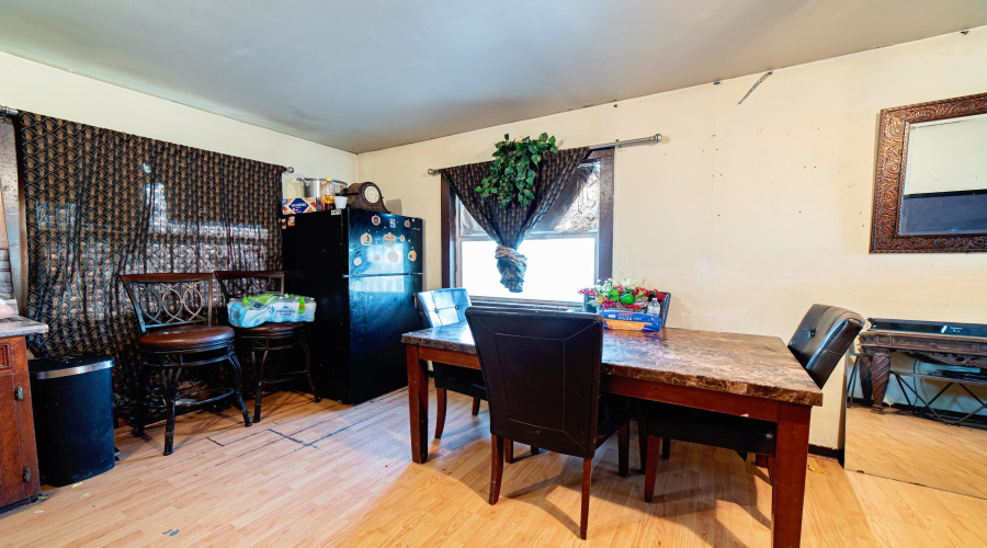 2419 Chihuahua St, Laredo, Texas 78043, 1 Room Rooms,1 BathroomBathrooms,Commercial retail/office,For Sale,2419 Chihuahua St,20262179