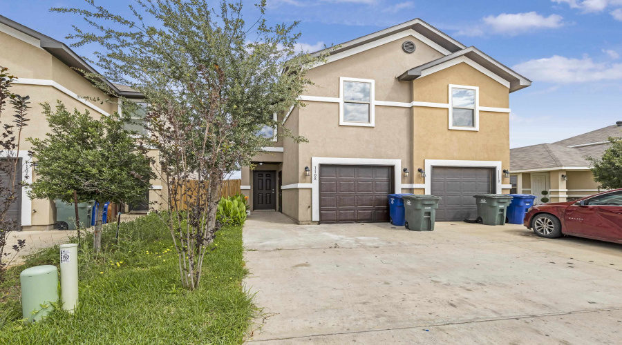 1108 Port Texas Dr., Laredo, Texas 78045, 3 Bedrooms Bedrooms, 3 Rooms Rooms,2 BathroomsBathrooms,Residential,For Rent,1108 Port Texas Dr.,20262173