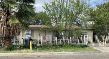 3220 Chestnut St, Laredo, Texas 78046, 3 Bedrooms Bedrooms, 4 Rooms Rooms,2 BathroomsBathrooms,Residential,For Sale,3220 Chestnut St,20262178