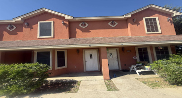 1016 Dicky Lane, Laredo, Texas 78045, 2 Bedrooms Bedrooms, 5 Rooms Rooms,1 BathroomBathrooms,Residential,For Rent,1016 Dicky Lane,20262180