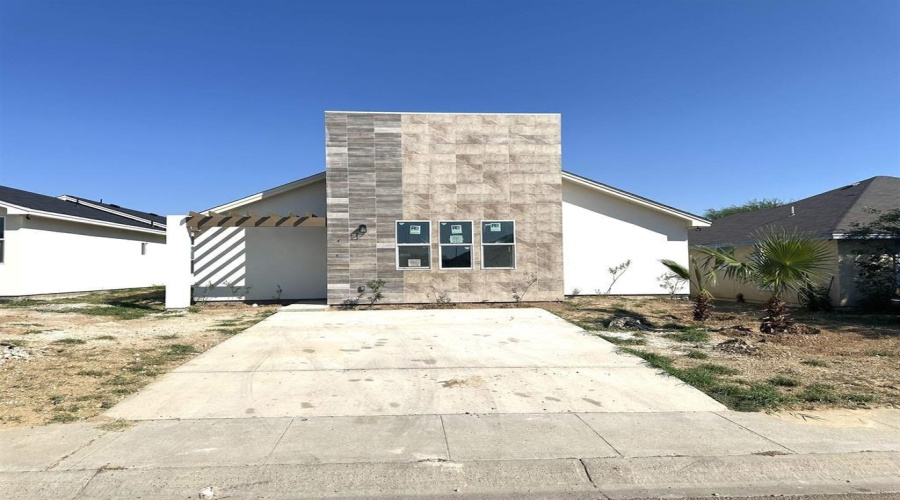 4405 Black Buck Ave, Laredo, Texas 78045, 3 Bedrooms Bedrooms, 8 Rooms Rooms,2 BathroomsBathrooms,Residential,For Sale,4405 Black Buck Ave,20262182