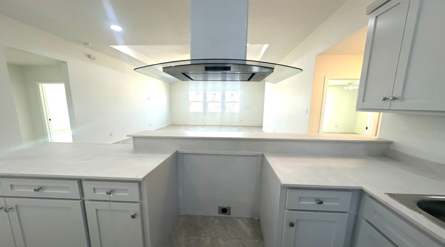 4405 Black Buck Ave, Laredo, Texas 78045, 3 Bedrooms Bedrooms, 8 Rooms Rooms,2 BathroomsBathrooms,Residential,For Sale,4405 Black Buck Ave,20262182