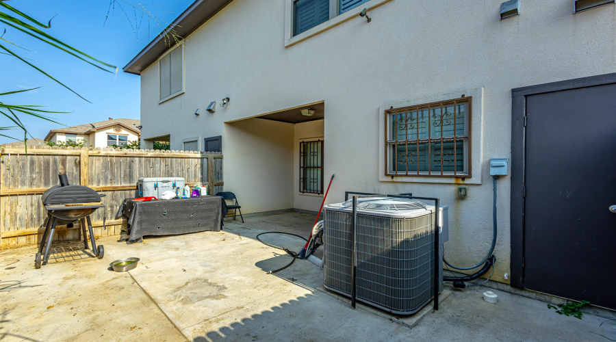 5720 Montevista Dr., Laredo, Texas 78041, 3 Bedrooms Bedrooms, 6 Rooms Rooms,2 BathroomsBathrooms,Residential,For Rent,5720 Montevista Dr.,20262185