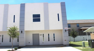 1011 Emerald Valley Dr., Laredo, Texas 78043, 3 Bedrooms Bedrooms, 6 Rooms Rooms,2 BathroomsBathrooms,Residential,For Sale,1011 Emerald Valley Dr.,20262186