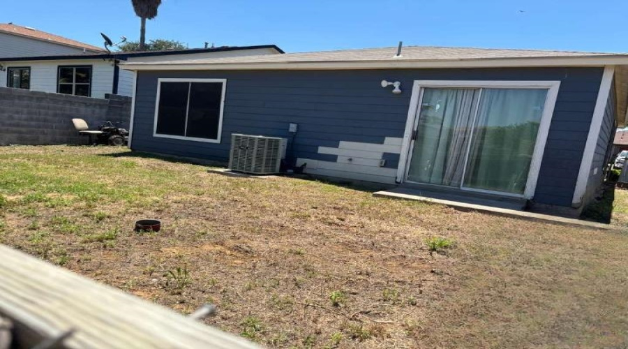 3243 Saint Kathryn Lp, Laredo, Texas 78046, 3 Bedrooms Bedrooms, 5 Rooms Rooms,2 BathroomsBathrooms,Residential,For Sale,3243 Saint Kathryn Lp,20262193