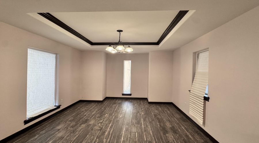 4725 Los Laureles Ln, LAREDO, Texas 78046, 4 Bedrooms Bedrooms, 7 Rooms Rooms,2 BathroomsBathrooms,Residential,For Sale,4725 Los Laureles Ln,20262195