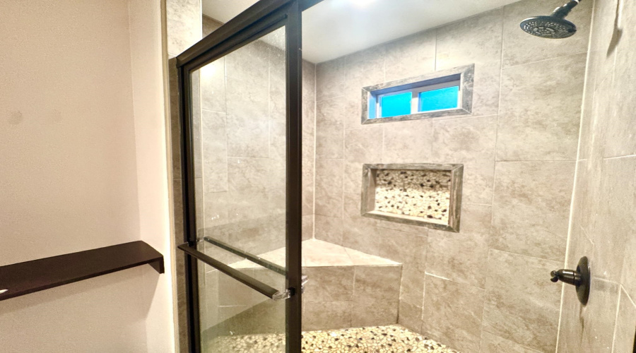 4725 Los Laureles Ln, LAREDO, Texas 78046, 4 Bedrooms Bedrooms, 7 Rooms Rooms,2 BathroomsBathrooms,Residential,For Sale,4725 Los Laureles Ln,20262195