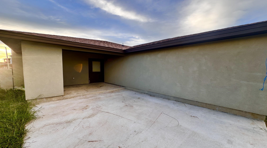 4725 Los Laureles Ln, LAREDO, Texas 78046, 4 Bedrooms Bedrooms, 7 Rooms Rooms,2 BathroomsBathrooms,Residential,For Sale,4725 Los Laureles Ln,20262195