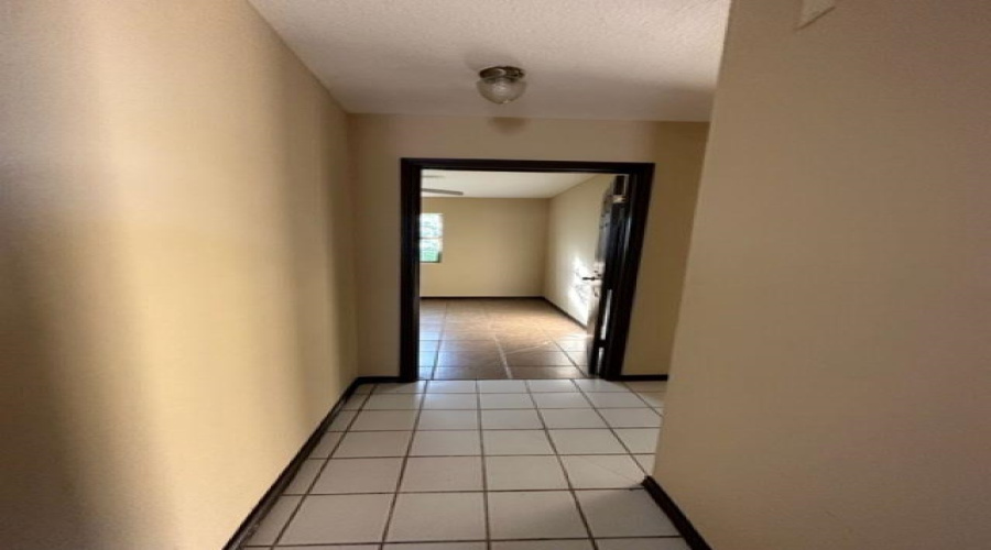 606 Gale St, Laredo, Texas 78041, 2 Bedrooms Bedrooms, 4 Rooms Rooms,1 BathroomBathrooms,Residential,For Rent,606 Gale St,20262197