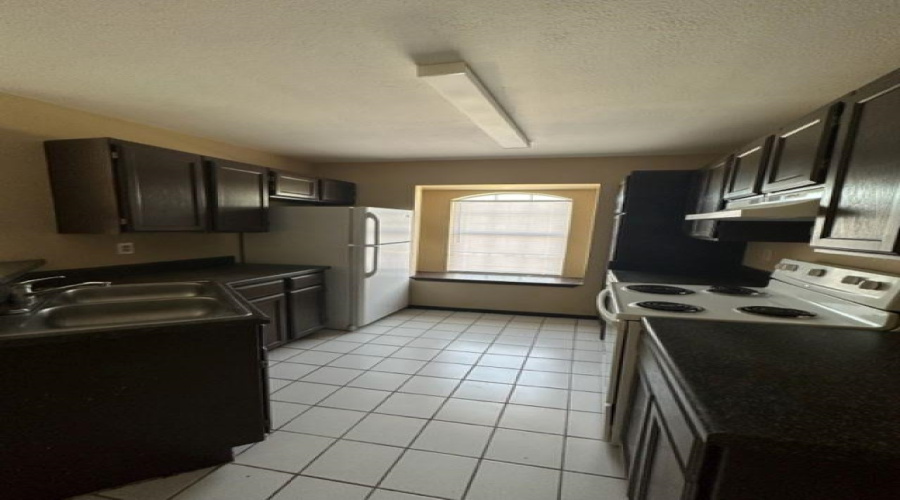 606 Gale St, Laredo, Texas 78041, 2 Bedrooms Bedrooms, 4 Rooms Rooms,1 BathroomBathrooms,Residential,For Rent,606 Gale St,20262197