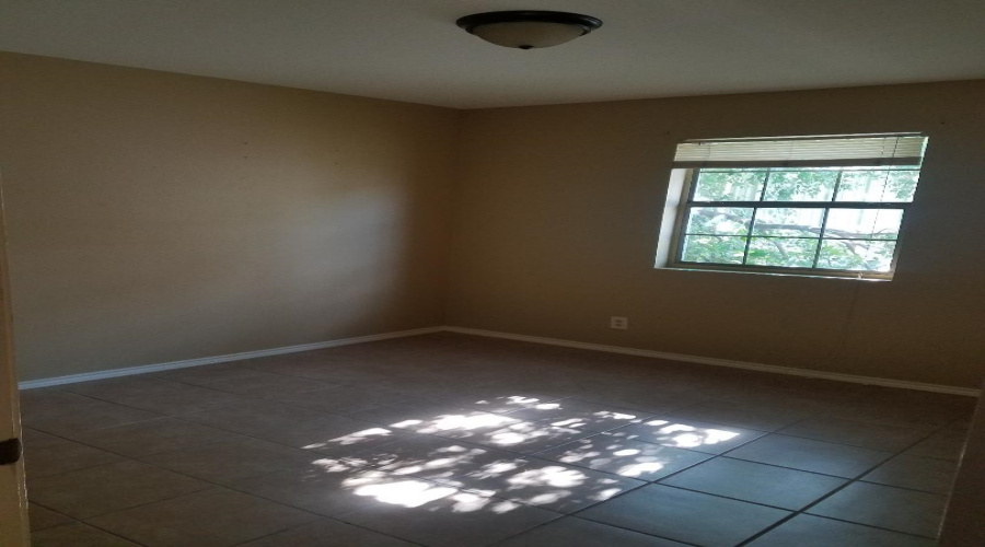 606 Gale St, Laredo, Texas 78041, 2 Bedrooms Bedrooms, 4 Rooms Rooms,1 BathroomBathrooms,Residential,For Rent,606 Gale St,20262198