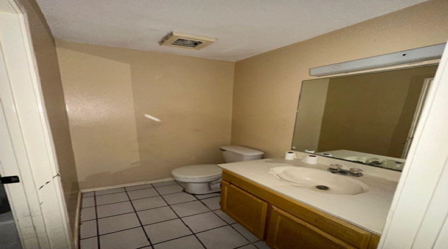 606 Gale St, Laredo, Texas 78041, 2 Bedrooms Bedrooms, 4 Rooms Rooms,1 BathroomBathrooms,Residential,For Rent,606 Gale St,20262200